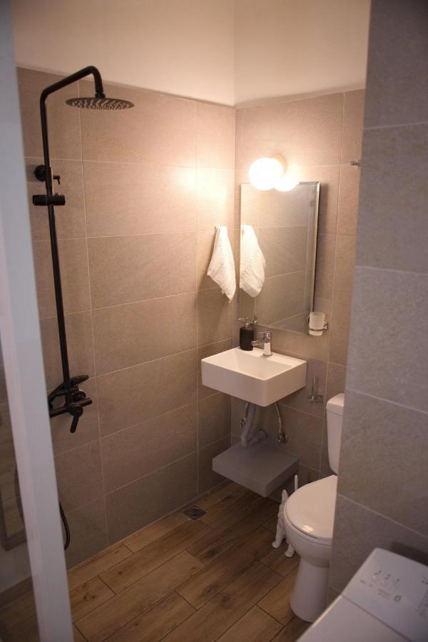 Aroura Homes Garden House 2Br 2Ba Free Parking Atenas Exterior foto